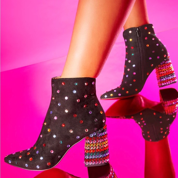 Betsey Johnson 💎👠 - Picture 1 of 6